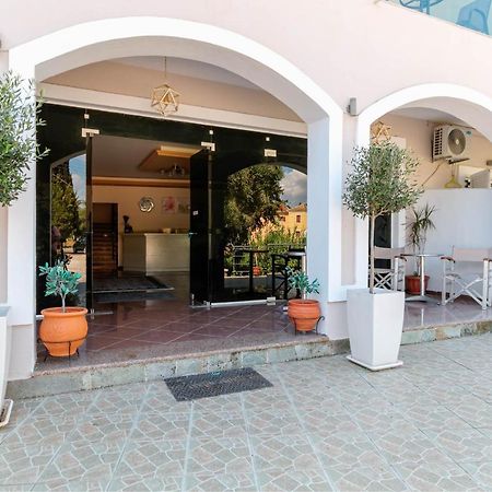 Porto Marina Aparthotel Gouvia Exterior photo