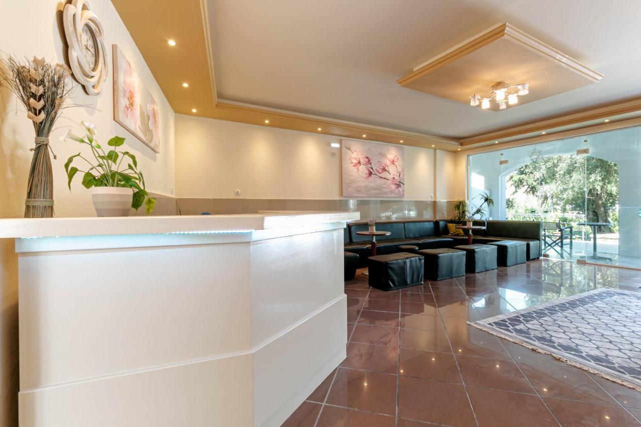 Porto Marina Aparthotel Gouvia Exterior photo